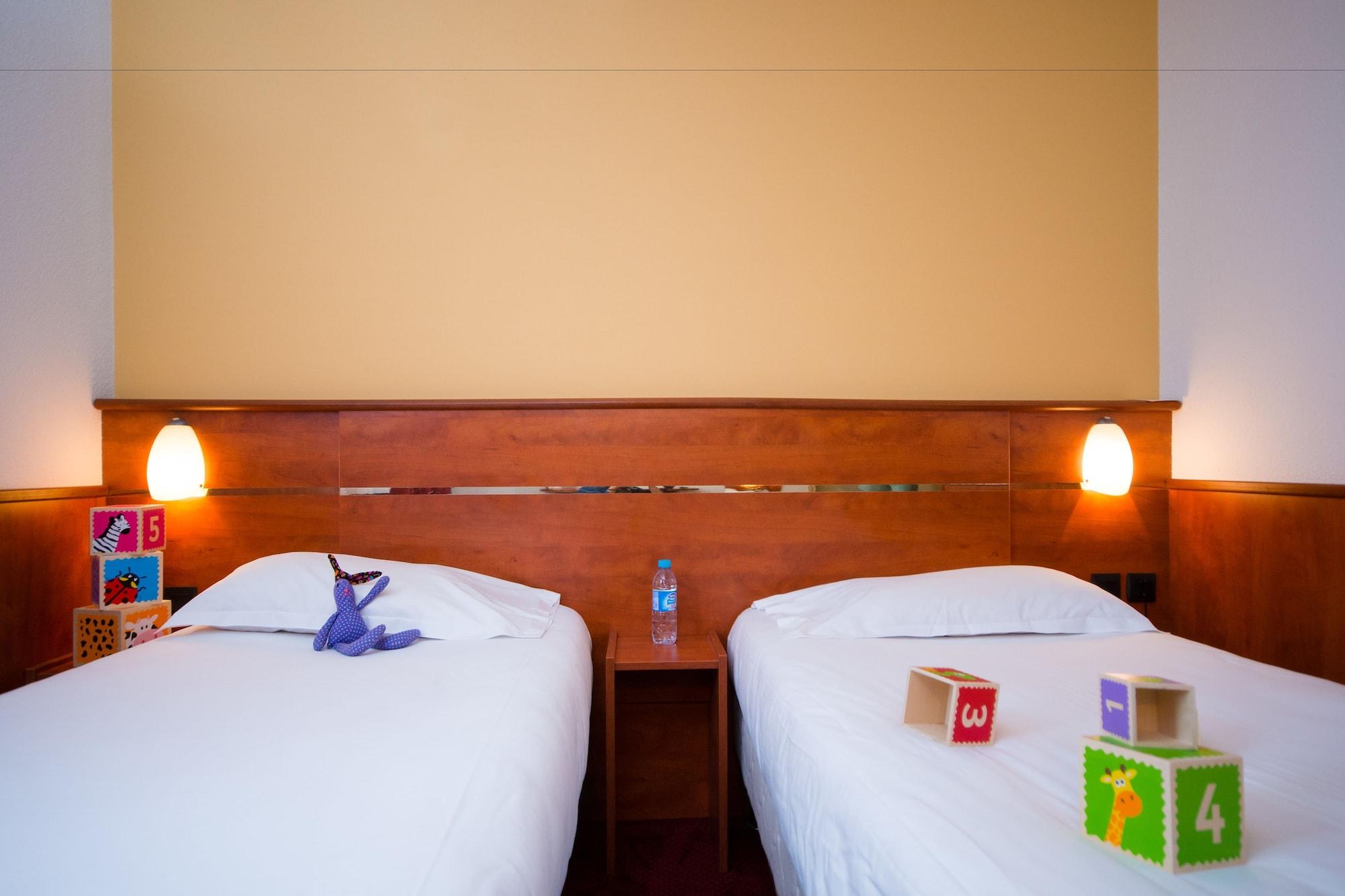 Brit Hotel Rennes St Gregoire - Le Villeneuve Saint-Grégoire エクステリア 写真