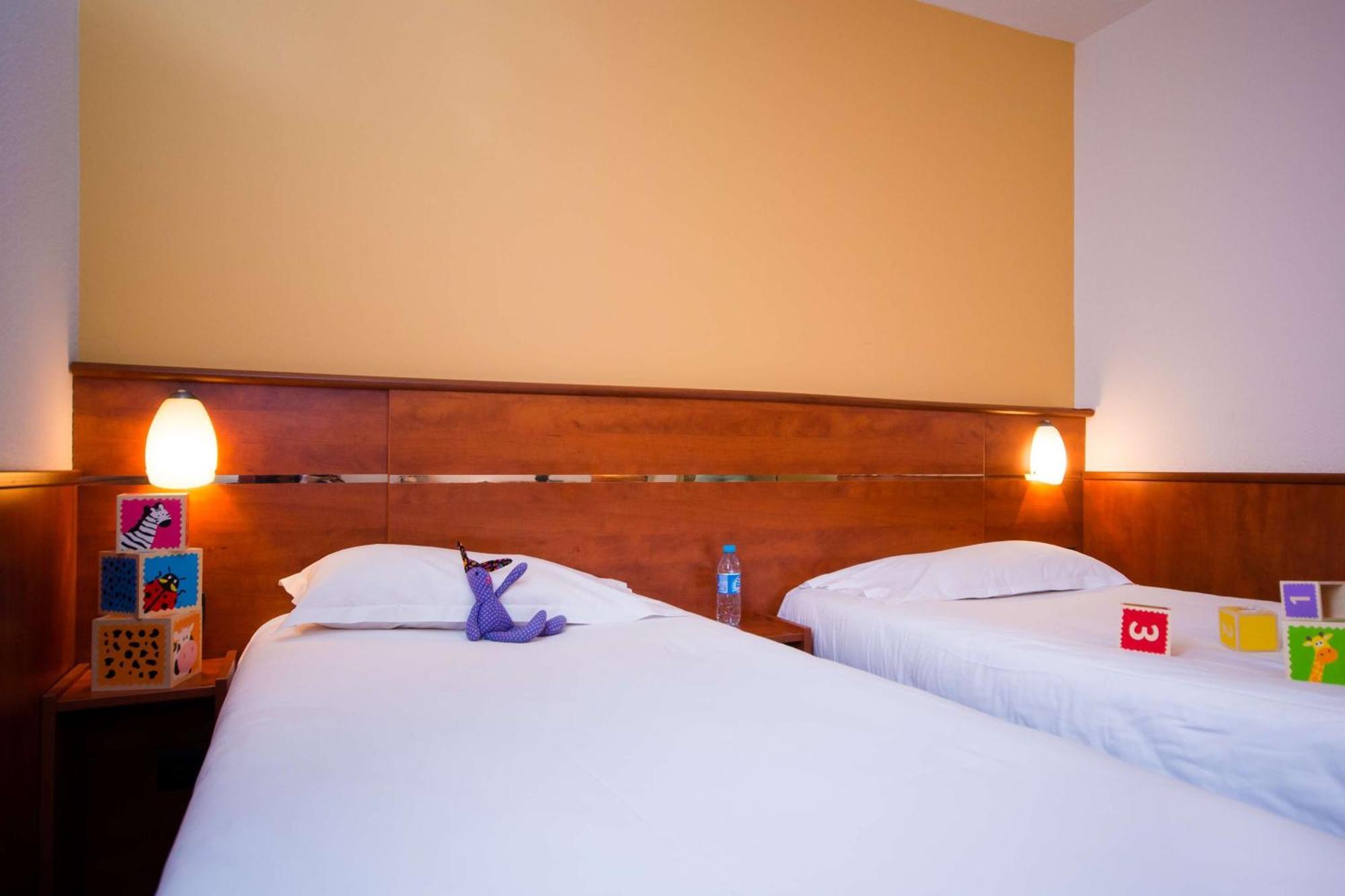Brit Hotel Rennes St Gregoire - Le Villeneuve Saint-Grégoire エクステリア 写真