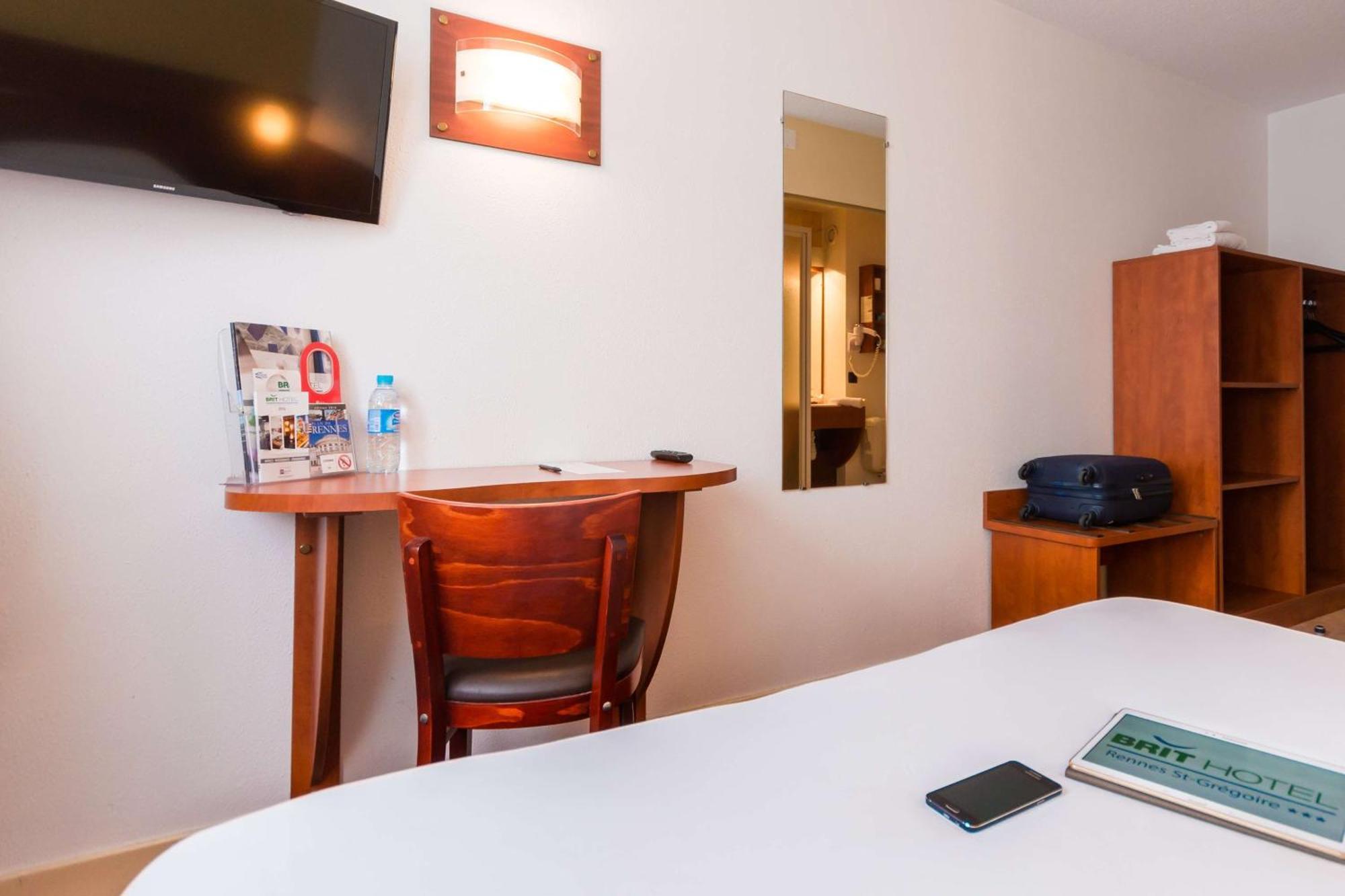 Brit Hotel Rennes St Gregoire - Le Villeneuve Saint-Grégoire エクステリア 写真
